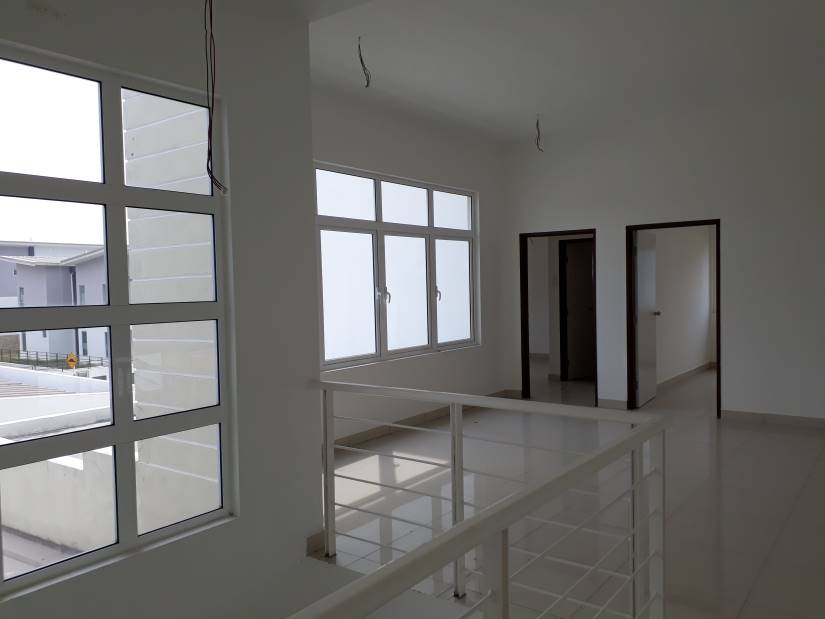 TAMAN KAYANGAN PELANGI HEIGHTS MANTIN - photo 6