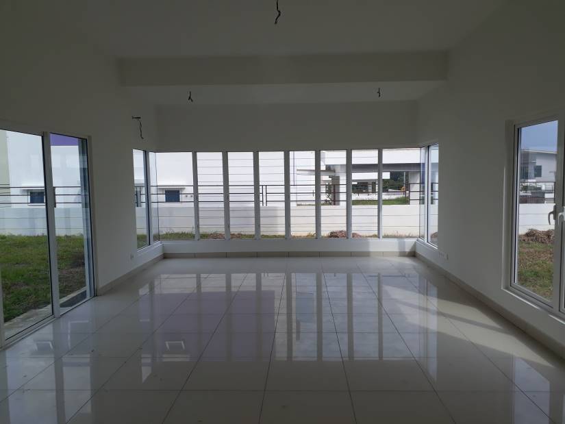 2 STY BUNGALOW  TMN KAYANGAN PELANGI HEIGHT MANTIN - photo 6