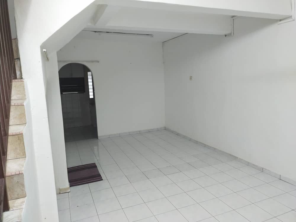 Jln Tasek Bandar Seri Alam 2 Storey - photo 2