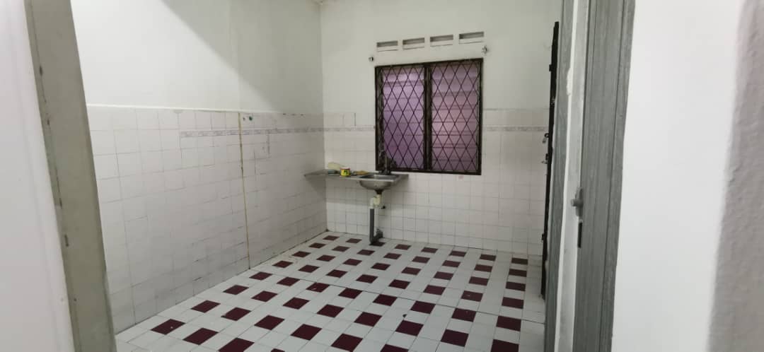 Jln Tasek Bandar Seri Alam 2 Storey - photo 6