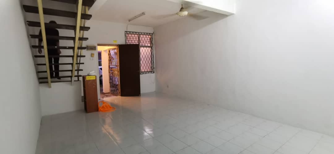 Jln Tasek Bandar Seri Alam 2 Storey - photo 8