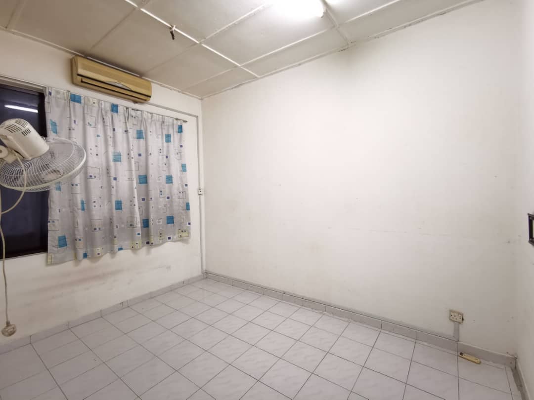 Jalan Panglin 6 Taman Perling 1 5 Storey - photo 5