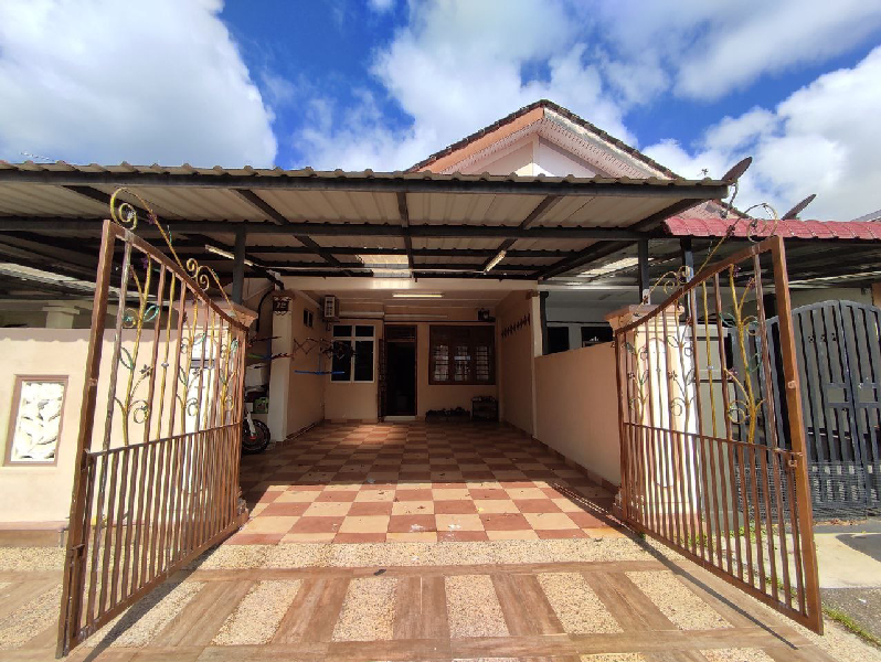 TAMAN MOLEK - photo 1