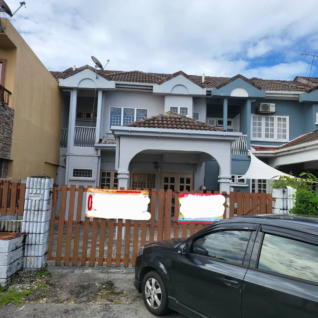 Near MRT 2Sty Bandar ...