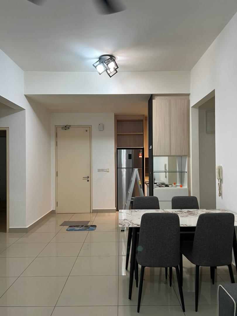 Lakeville Residence Fully Furnished for Rent - photo 2