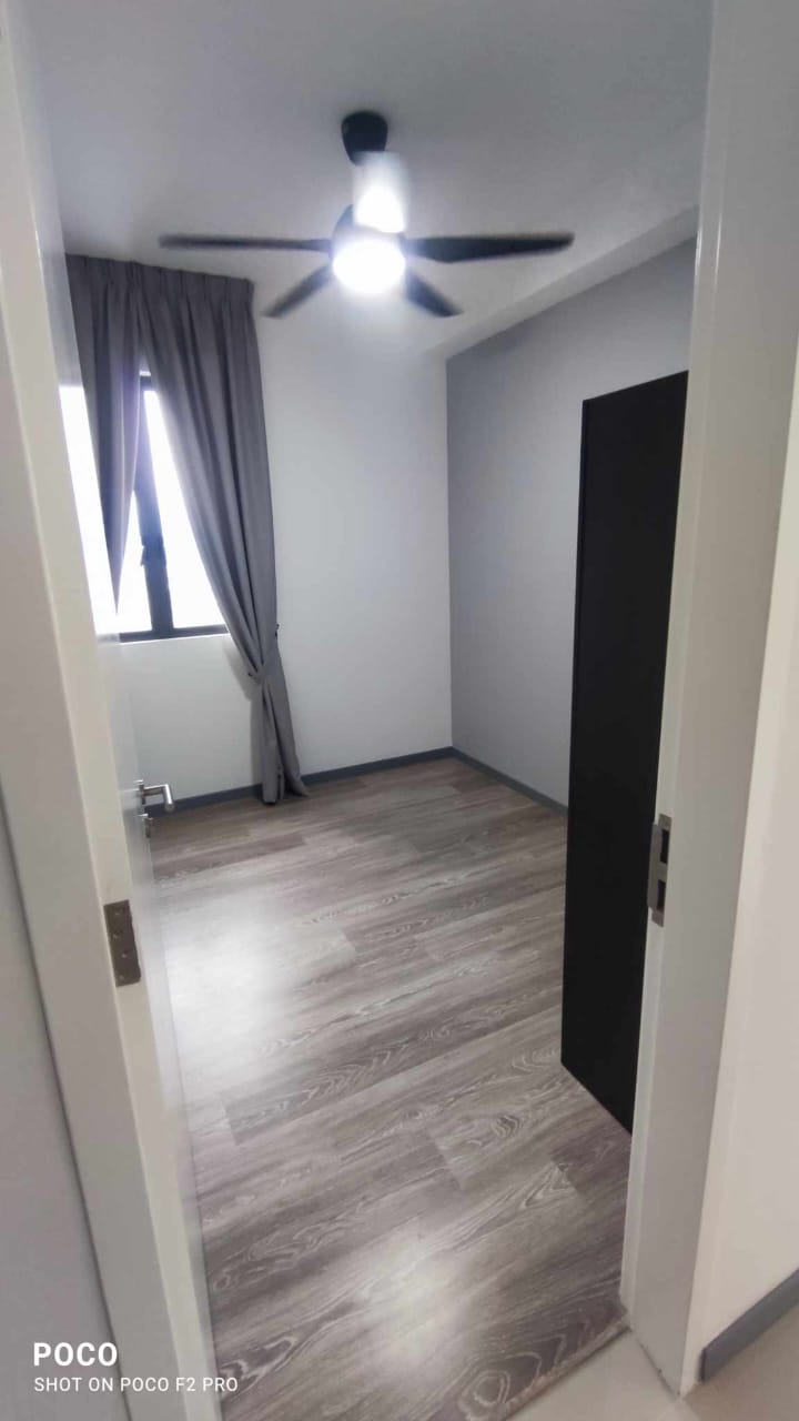 United Point Residence Fully Furnished for Rent - photo 5