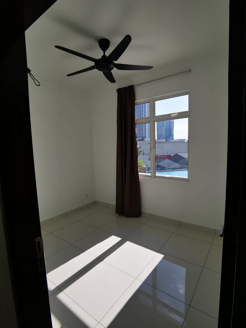 Paraiso Residence Partly Furnished for Rent - photo 5