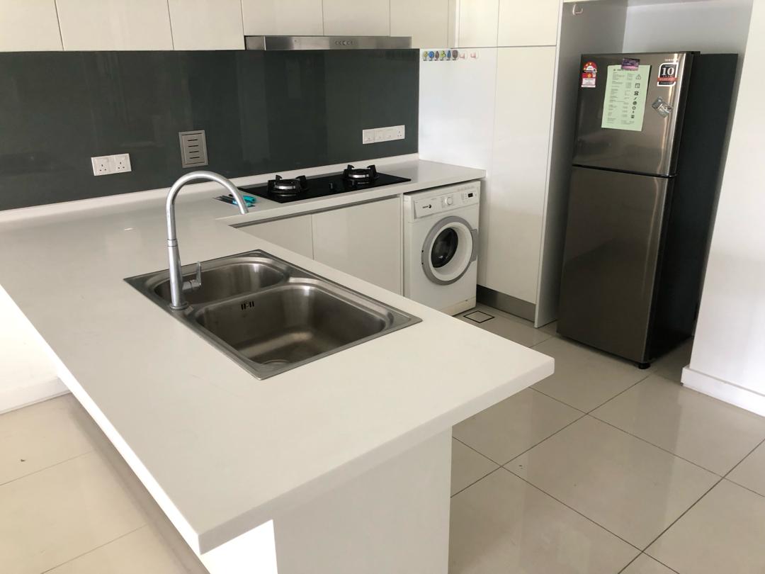 Westside III Fully Furnished for Rent - photo 3