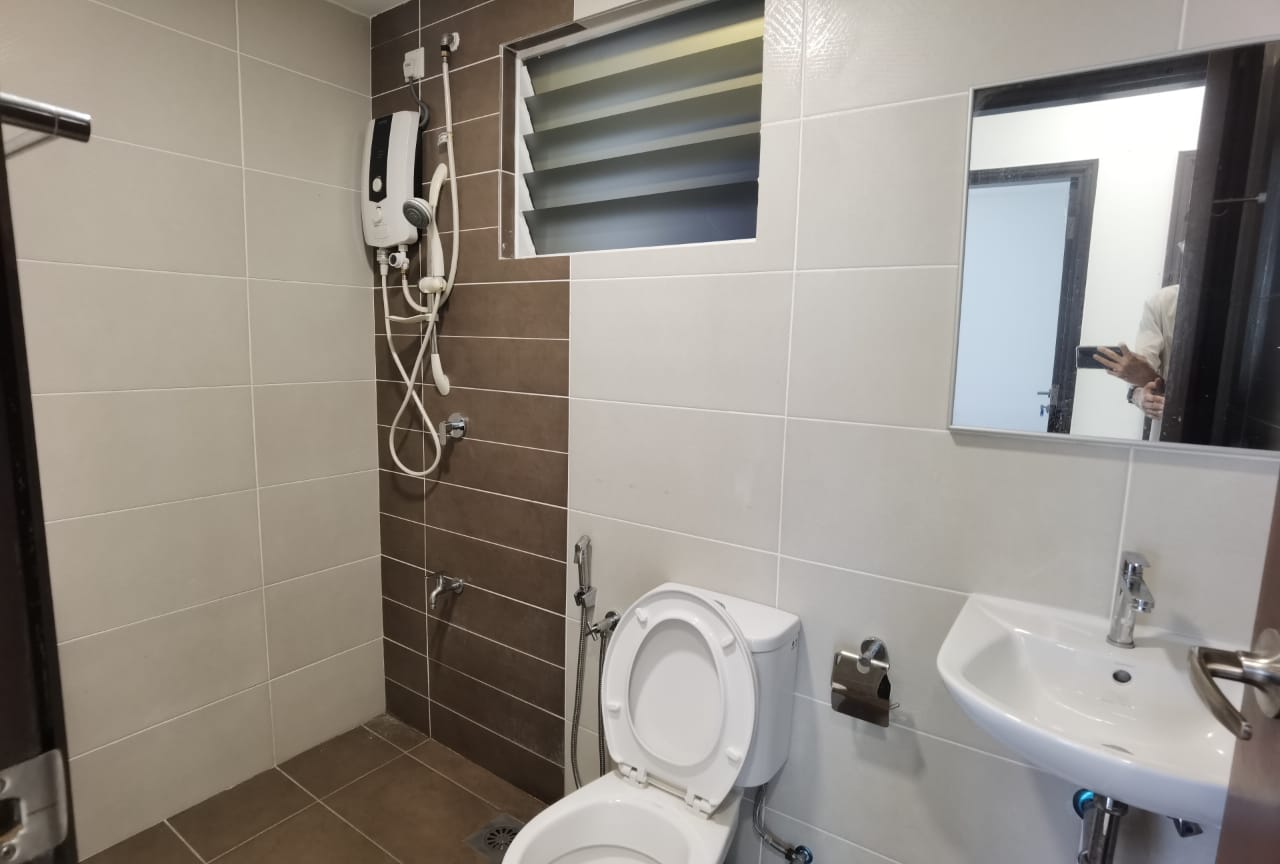Paraiso Residence Partly Furnished for Rent - photo 8