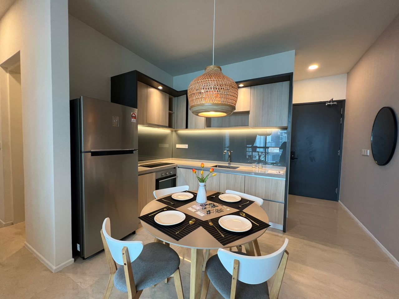 10 Stonor Fully Furnished for Rent - photo 2