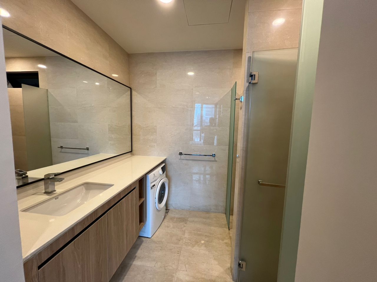 10 Stonor Fully Furnished for Rent - photo 5