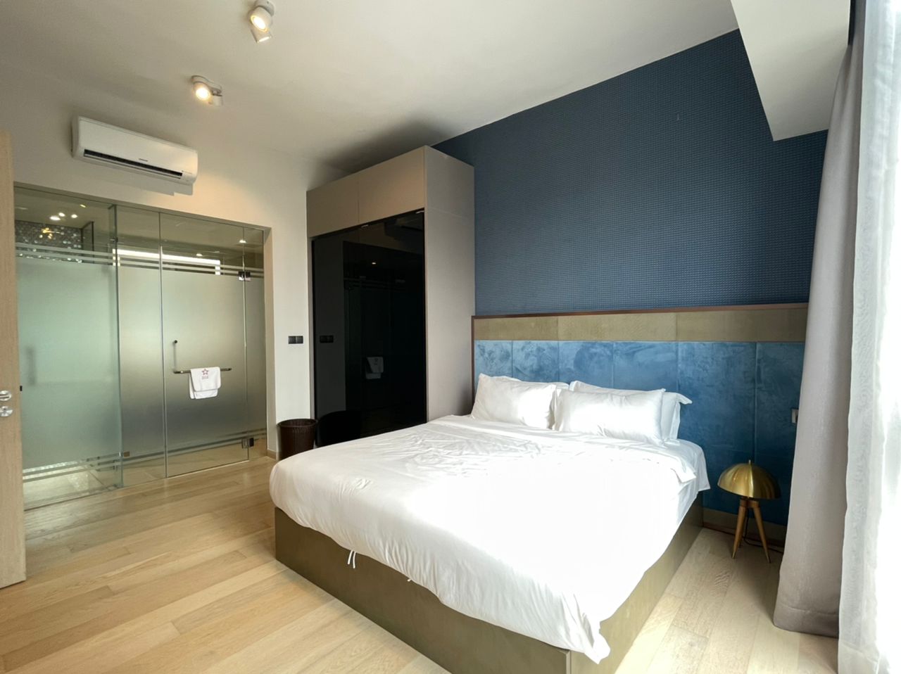 Star Residence Three Fully Furnished for Rent - photo 5