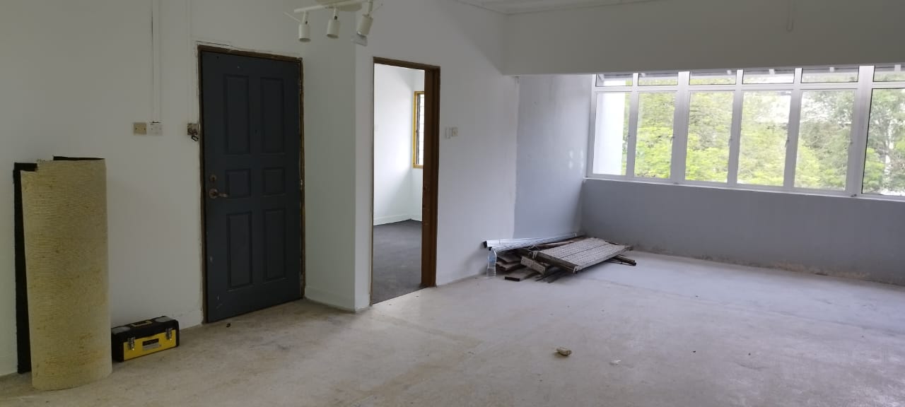 TTDI 2nd floor renovated office for rent - photo 3