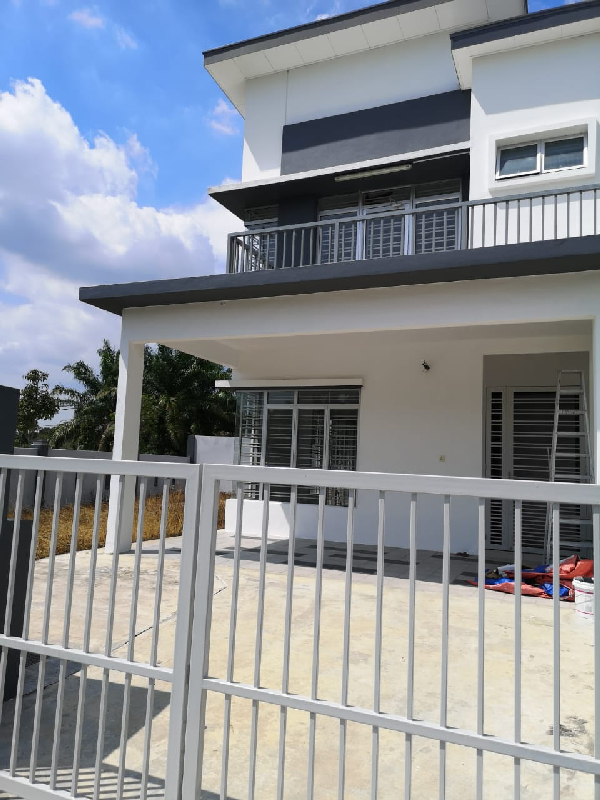 Taman Warisan Hijau 2storey corner house for rent - photo 2