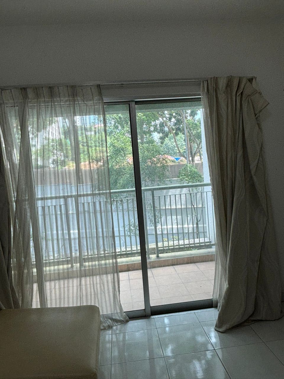 Kiara Designer Suites Fully Furnished for rent - photo 3