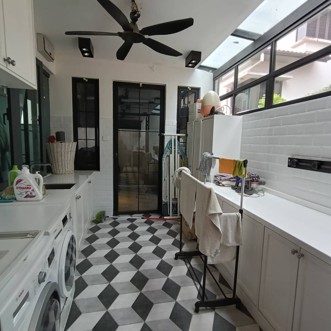 3 Storey Semi-D  Kiara View Mont Kiara for sale - photo 12