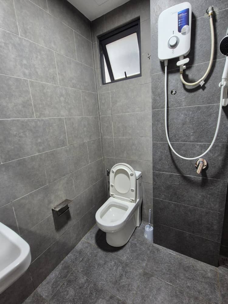 Neu Suites Fully Furnished for rent - photo 4