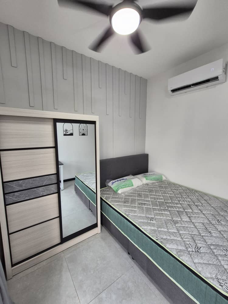 Neu Suites Fully Furnished for rent - photo 6