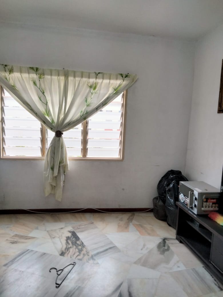 Flat PKNS Seksyen 7 Shah Alam - photo 9