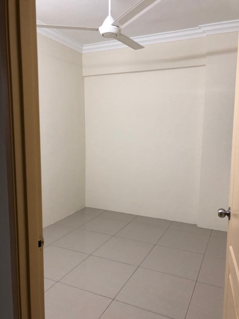 Pangsapuri Melur, Seksyen 5, Bandar Baru Bangi - photo 4