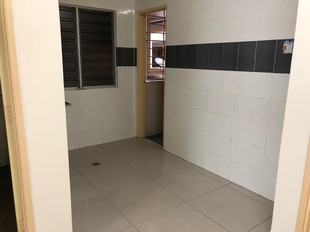 Pangsapuri Melur, Seksyen 5, Bandar Baru Bangi - photo 5