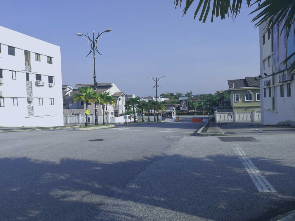 2 and half Sty Shoplot Seksyen 8 Seri Bangi - photo 4