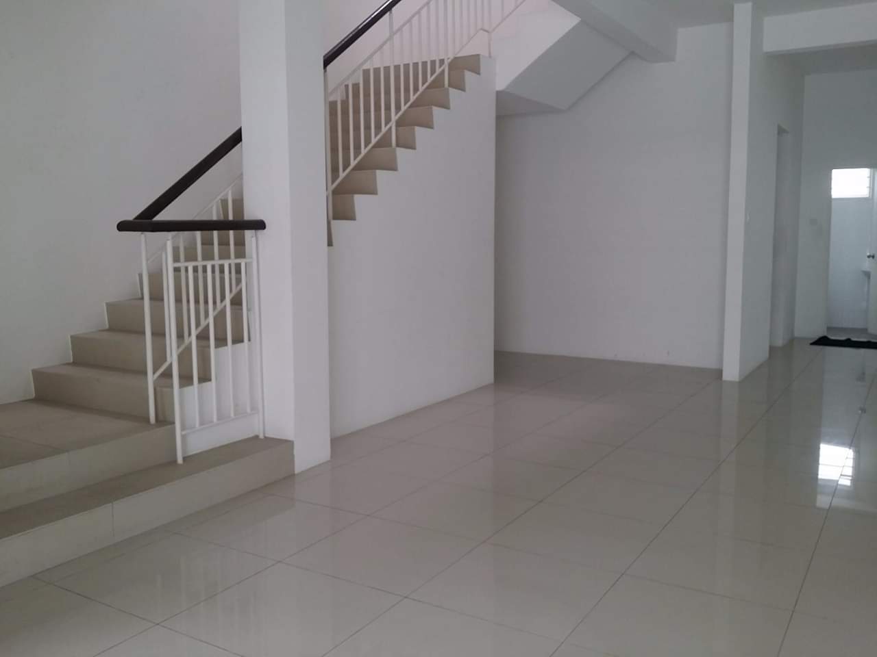 Affordable 2 Storey Terrace TAMAN NADAYU 92 Kajang - photo 4