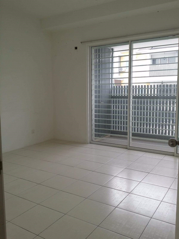 Affordable 2 Storey Terrace TAMAN NADAYU 92 Kajang - photo 5