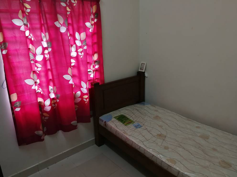 SEMI D TOWNHOUSE Seri Pristana Saujana Utama - photo 7