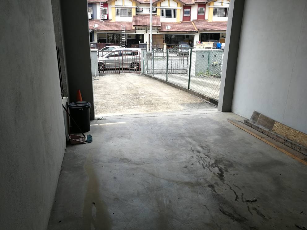 SEMI D TOWNHOUSE Seri Pristana Saujana Utama - photo 9