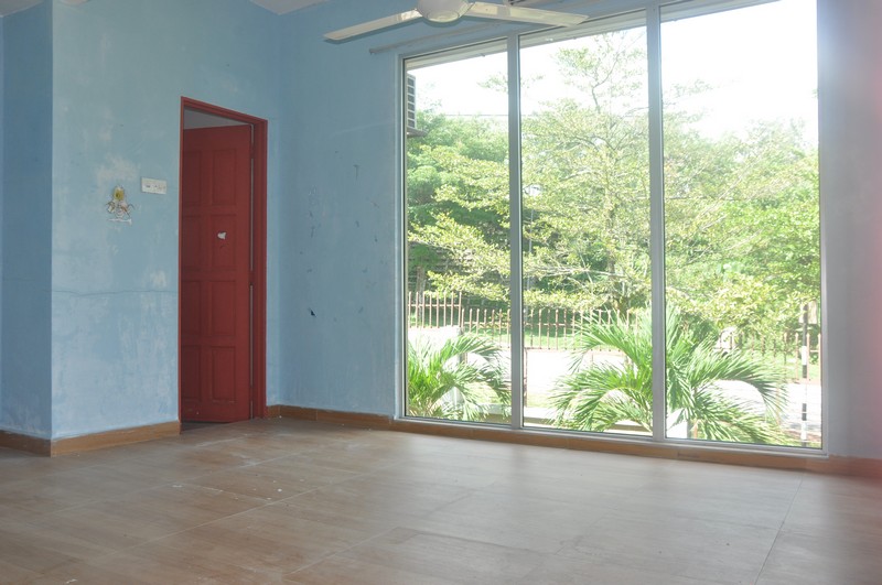 CORNER Sering Ukay 2 Storey Terrace Superlink - photo 5