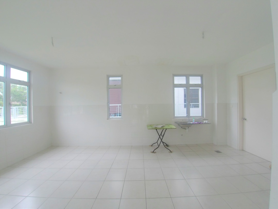 SEMI-D CORNER Legundi Residensi Bandar Seri Putra - photo 4