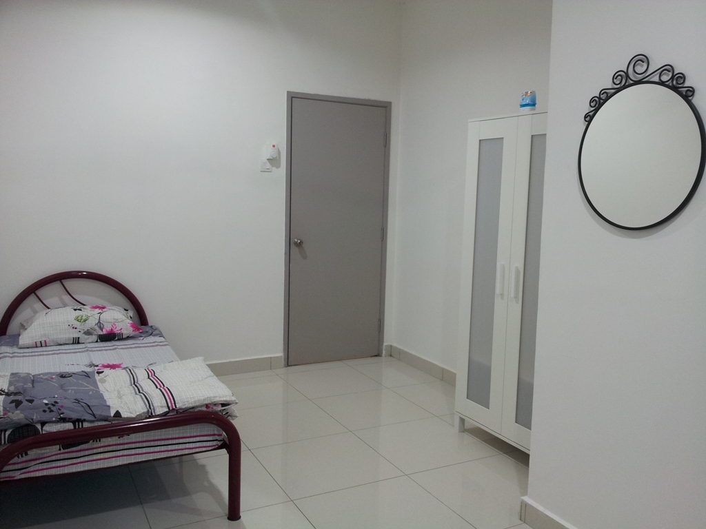 2 STOREY TERRACE GARDEN HOMES SEKSYEN 15 BANGI - photo 3