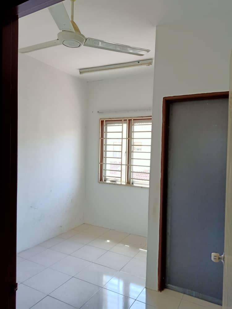 2 Storey Terrace Taman Teratai Sungai Ramal Dalam - photo 2
