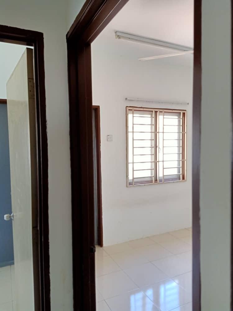 2 Storey Terrace Taman Teratai Sungai Ramal Dalam - photo 3