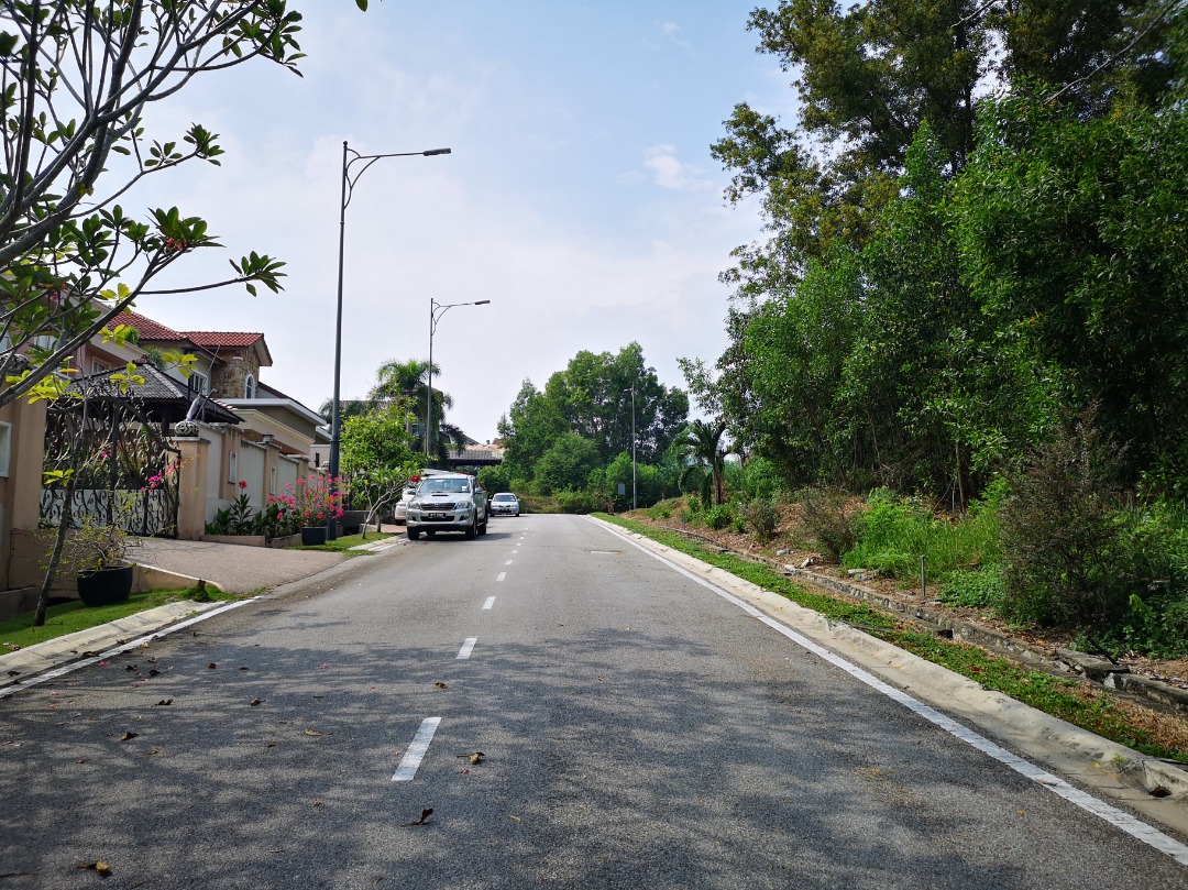 Bungalow lot Putra Hills Residency Bdr Seri Putra - photo 4