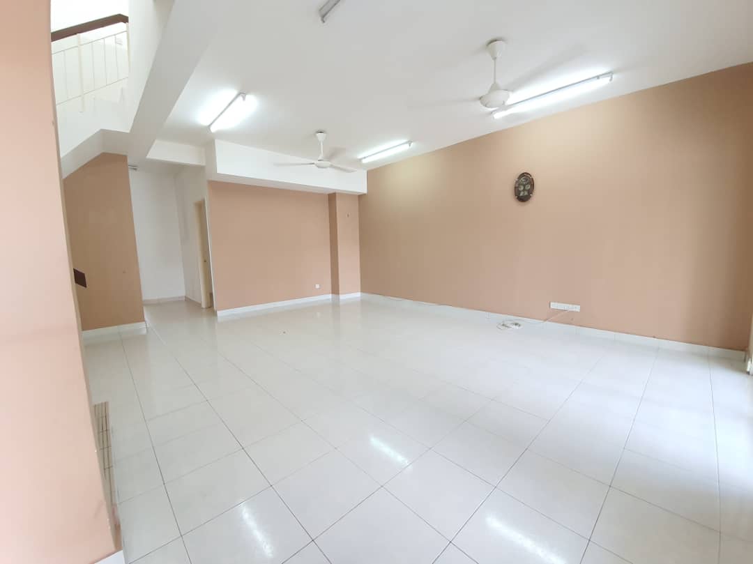 FACING OPEN SPACE 2 STY TERRACE SETIA ALAM - photo 2