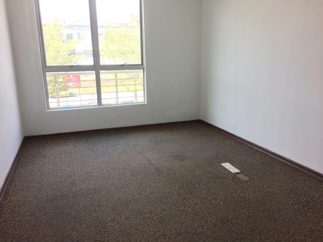 First Floor Shoplot Seksyen 6, Bandar Baru Bangi - photo 2