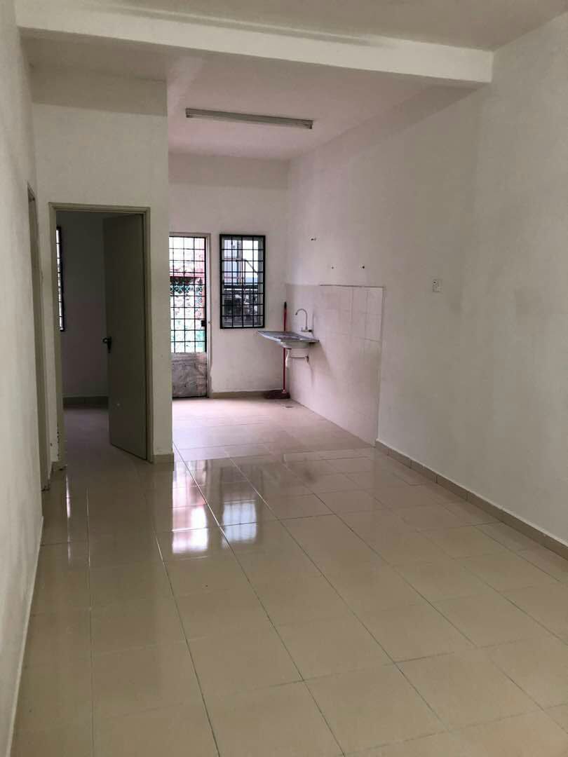 Teres Setingkat Nusari Bayu Bandar Sri Sendayan - photo 4