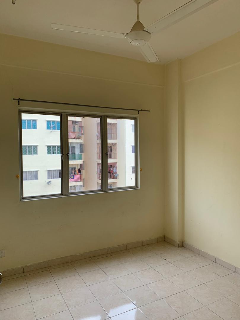 Apartment Damai Mewah, Kajang - photo 4