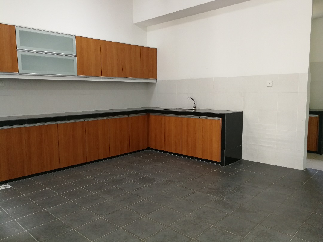 GOOD DEAL 3 Sty SuperLink Taman Nadayu 92 Kajang - photo 3