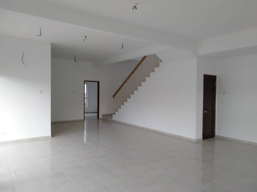 Corner Lot 2 Sty Terrace Serene Height Bangi - photo 4