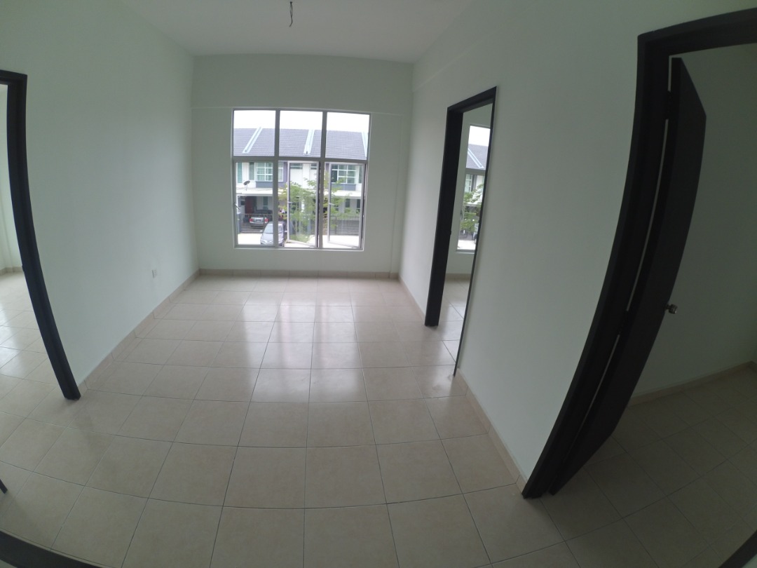 CORNER 2 STOREY TERRACE BANGI AVENUE 2 FREEHOLD - photo 4
