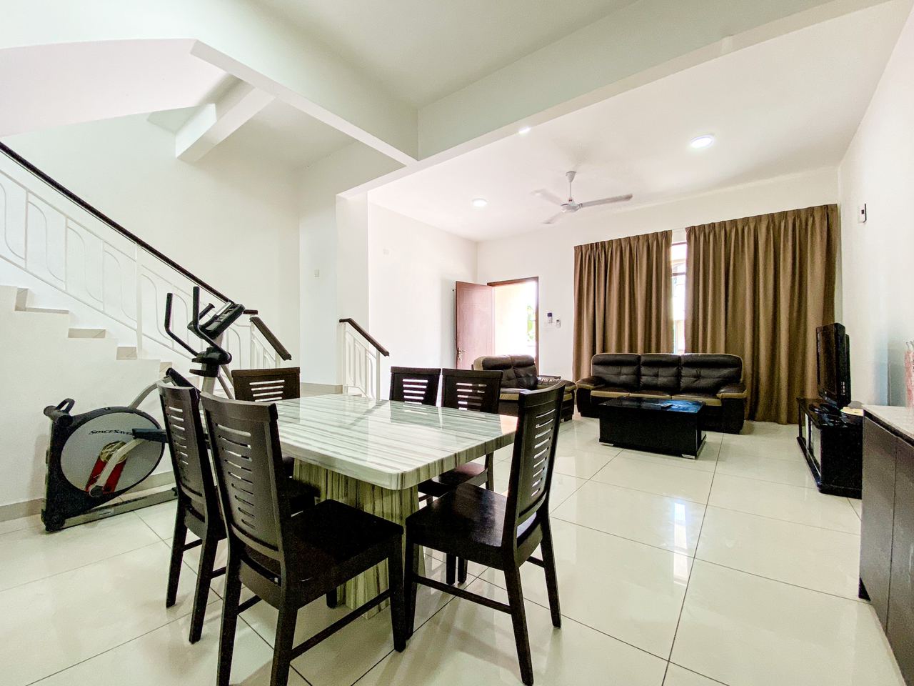 Triple Storey Terrace Diamond City Semenyih - photo 3