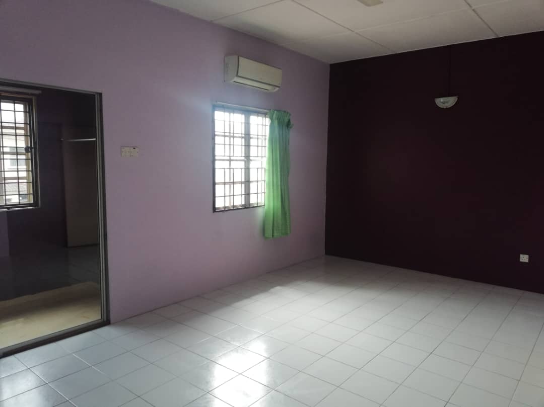 2 Storey Bangi Perdana Seksyen 3 Bandar Baru Bangi - photo 2