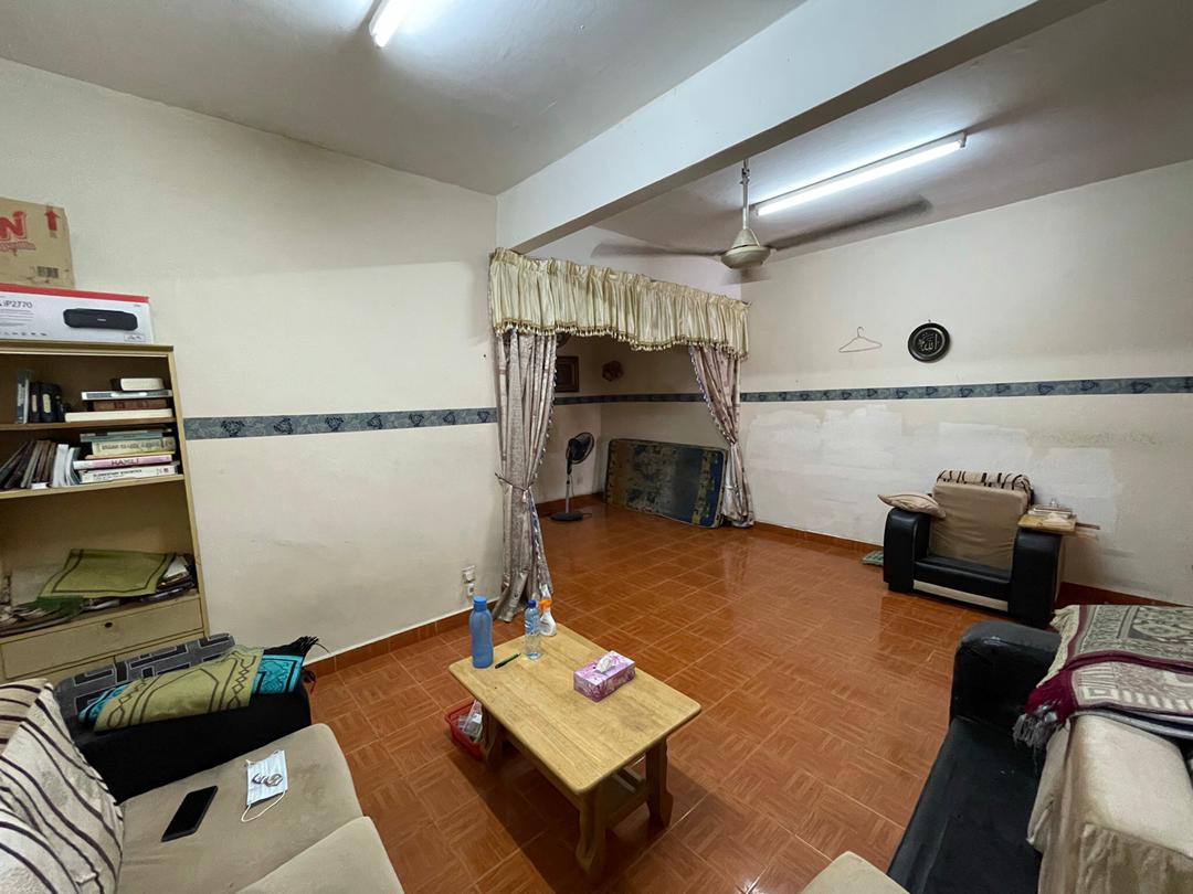 2 And Half Sty Terrace Seksyen 4 Bandar Baru Bangi - photo 2