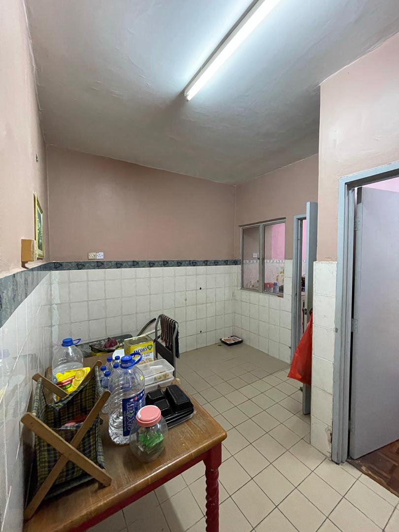 2 And Half Sty Terrace Seksyen 4 Bandar Baru Bangi - photo 3