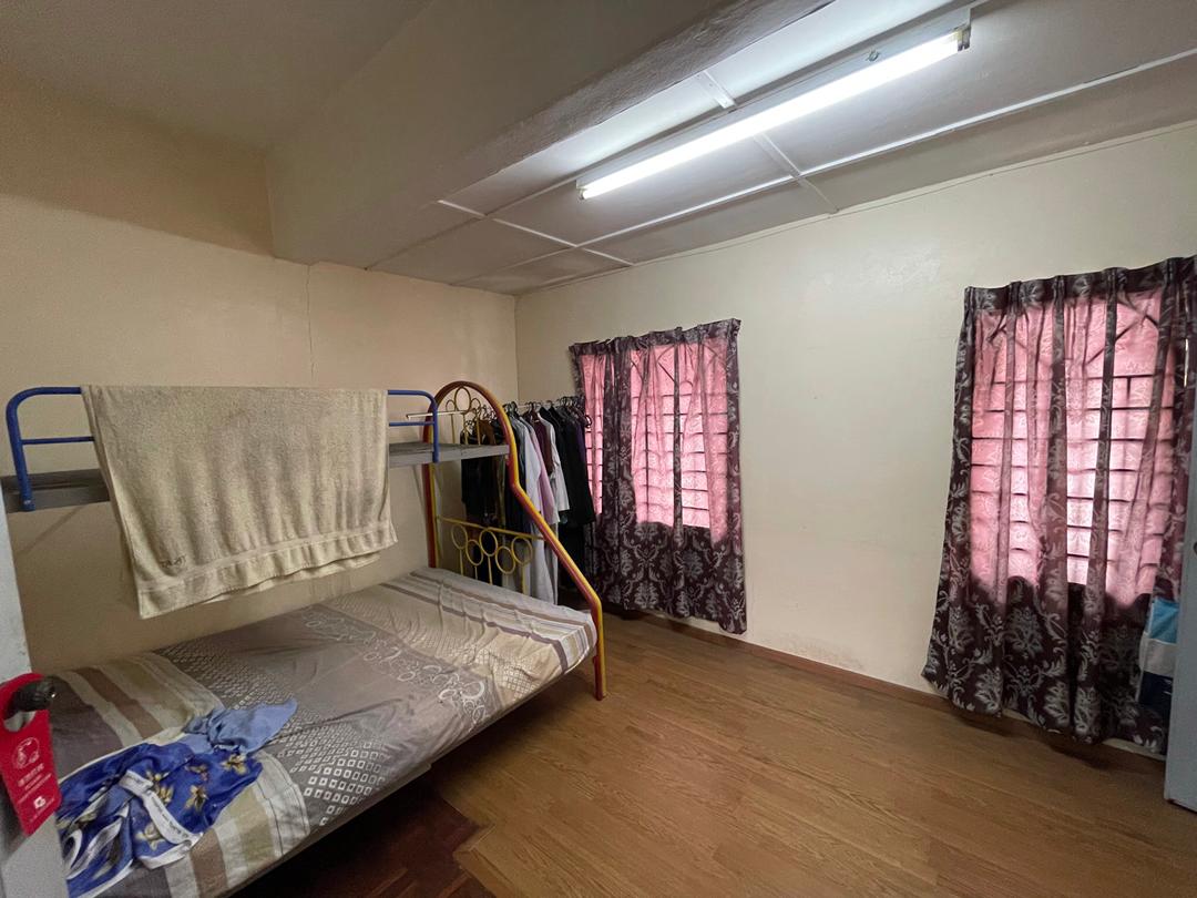 2 And Half Sty Terrace Seksyen 4 Bandar Baru Bangi - photo 9