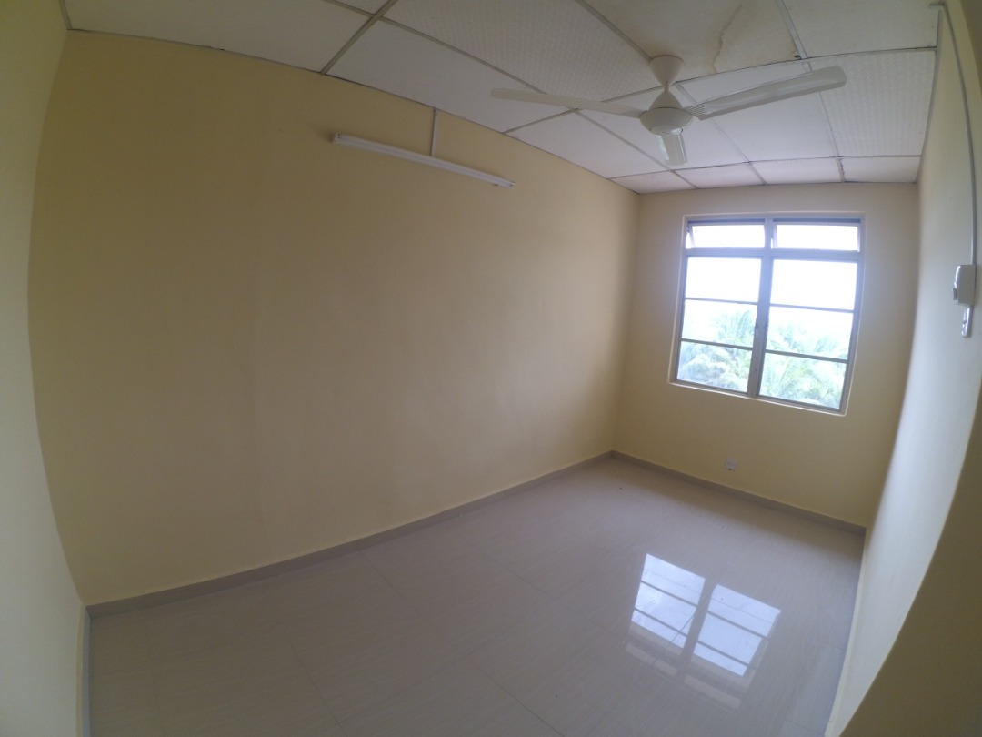 DUPLEX Pangsapuri Langat Utama Sepang - photo 2