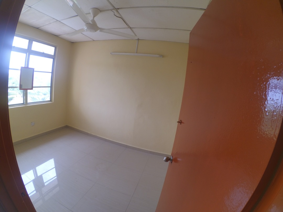 DUPLEX Pangsapuri Langat Utama Sepang - photo 3